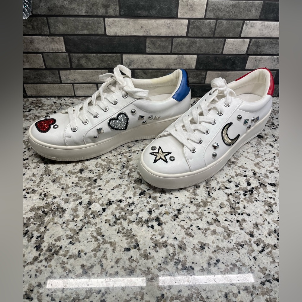 Steve Madden Bette sneakers size 10